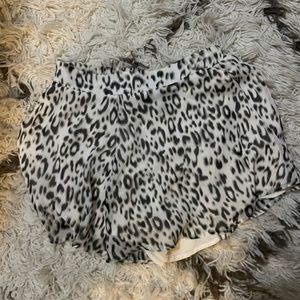 flowy cheetah print shorts